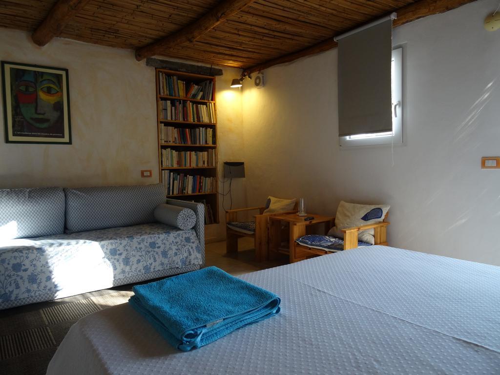 La Scala Guesthouse Berchiddeddu Eksteriør bilde